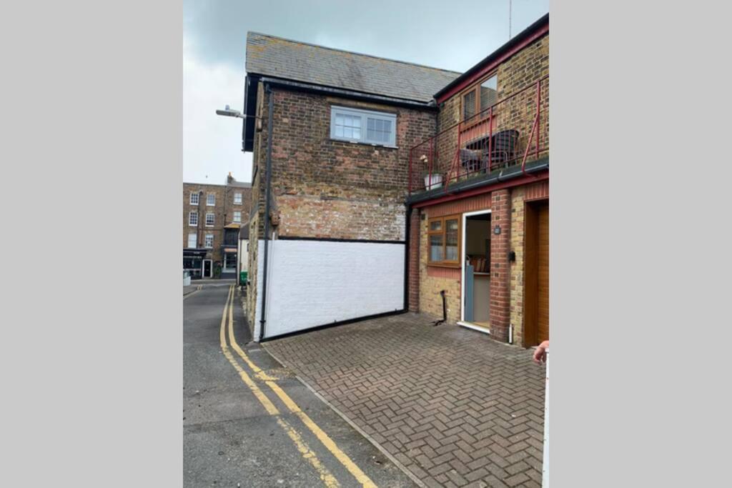 Rose Mews Central Broadstairs Villa Екстериор снимка